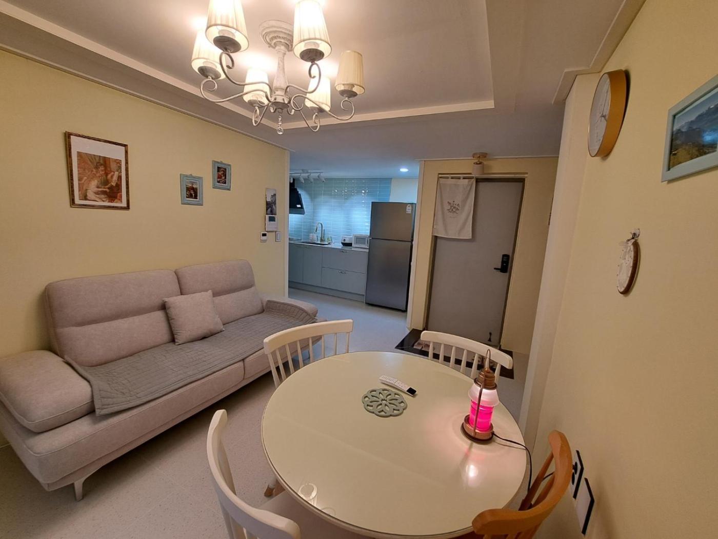 Renee House * Seoul