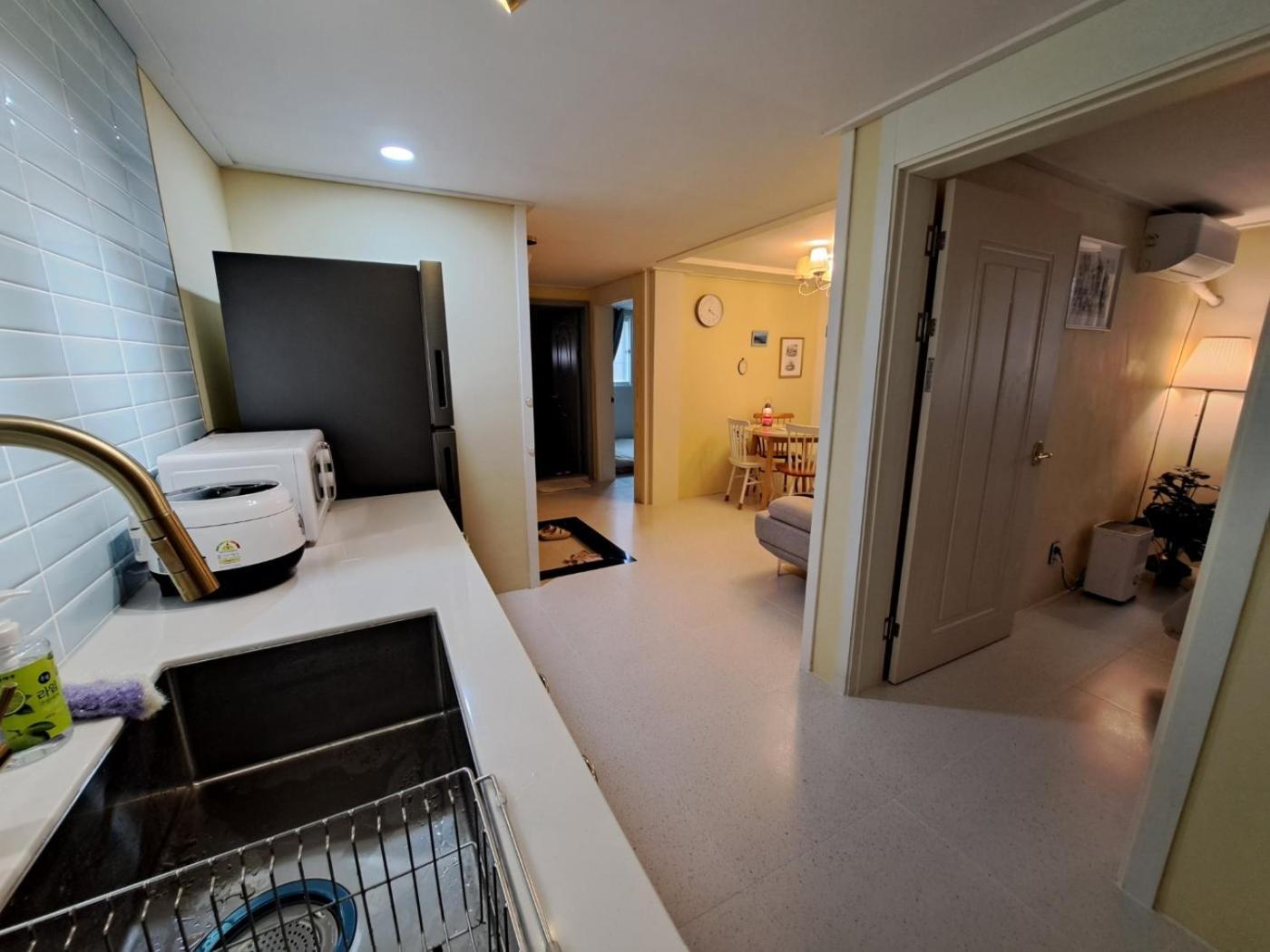 Renee House Villa *